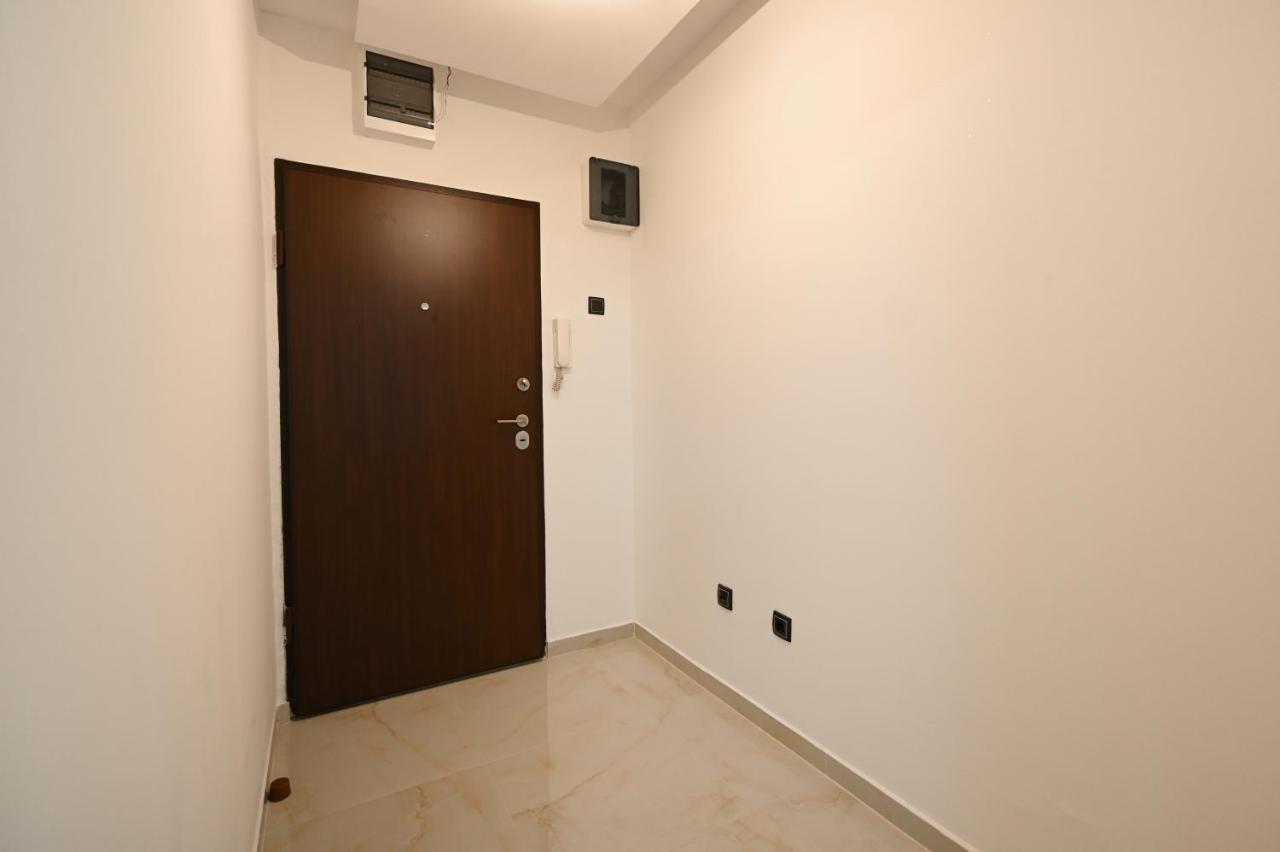 Apartman Oskar 포드고리차 외부 사진