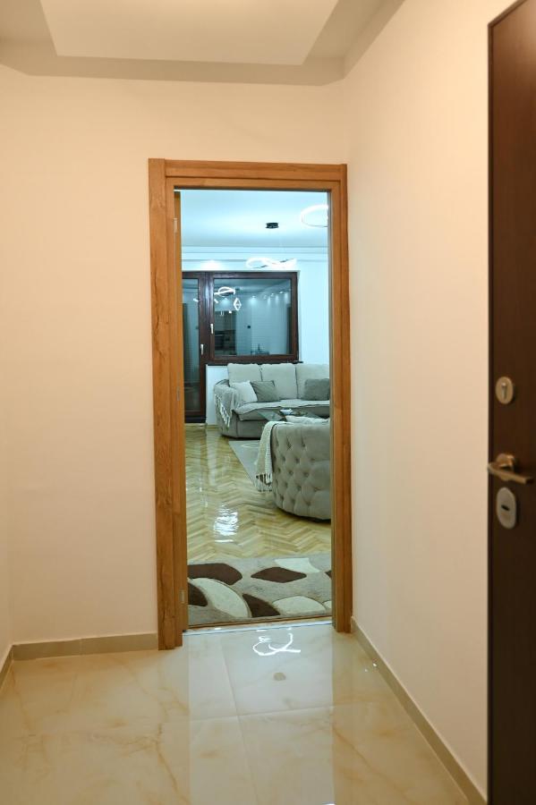 Apartman Oskar 포드고리차 외부 사진