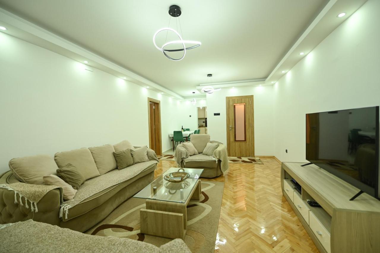 Apartman Oskar 포드고리차 외부 사진